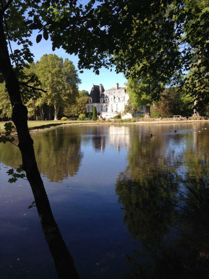 Chateau Du Val Larbont Panzió La Bastide-de-Sérou Kültér fotó